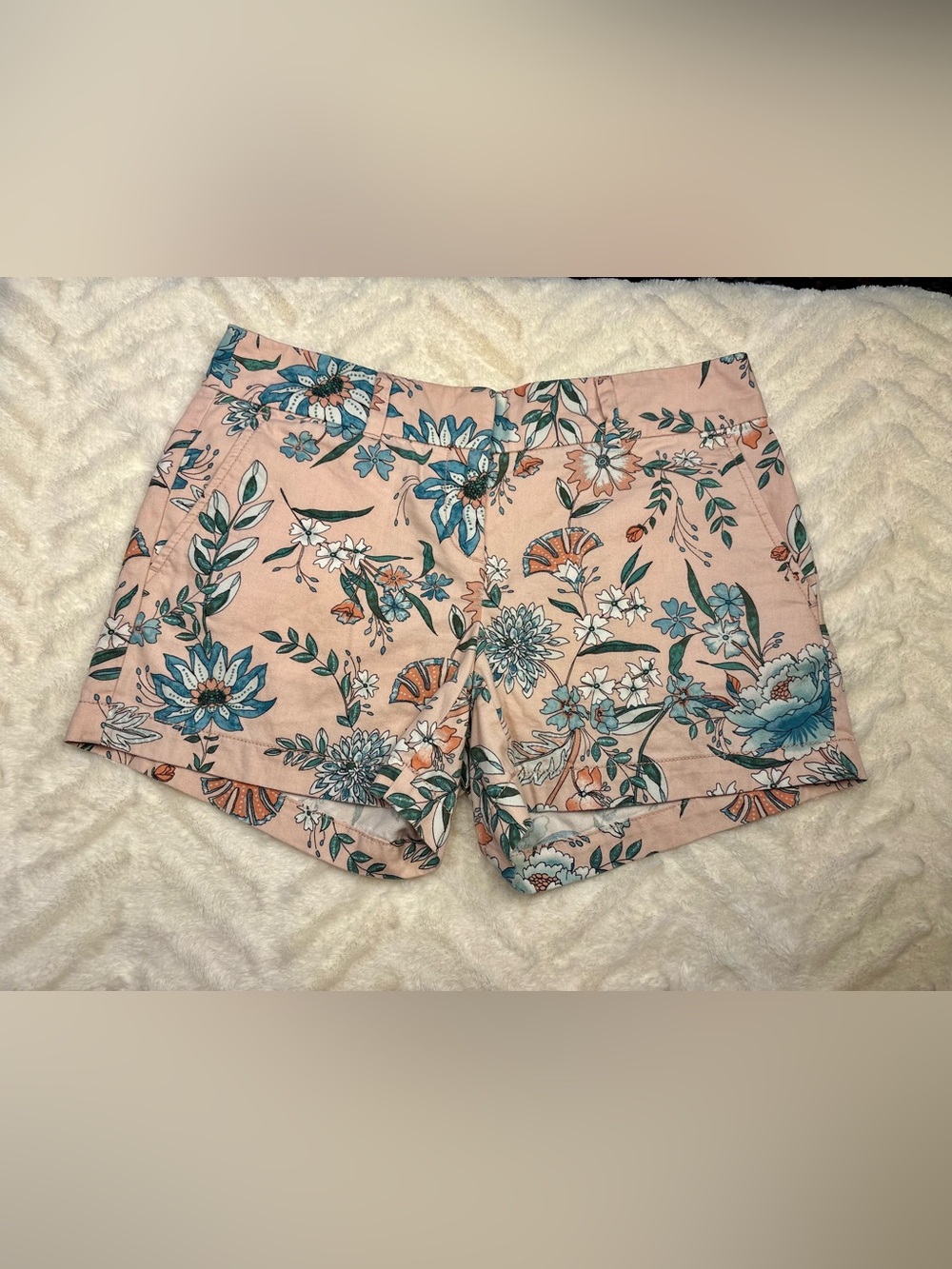 LOFT Outlet Floral Riviera Shorts Size 0 – 4” Inseam